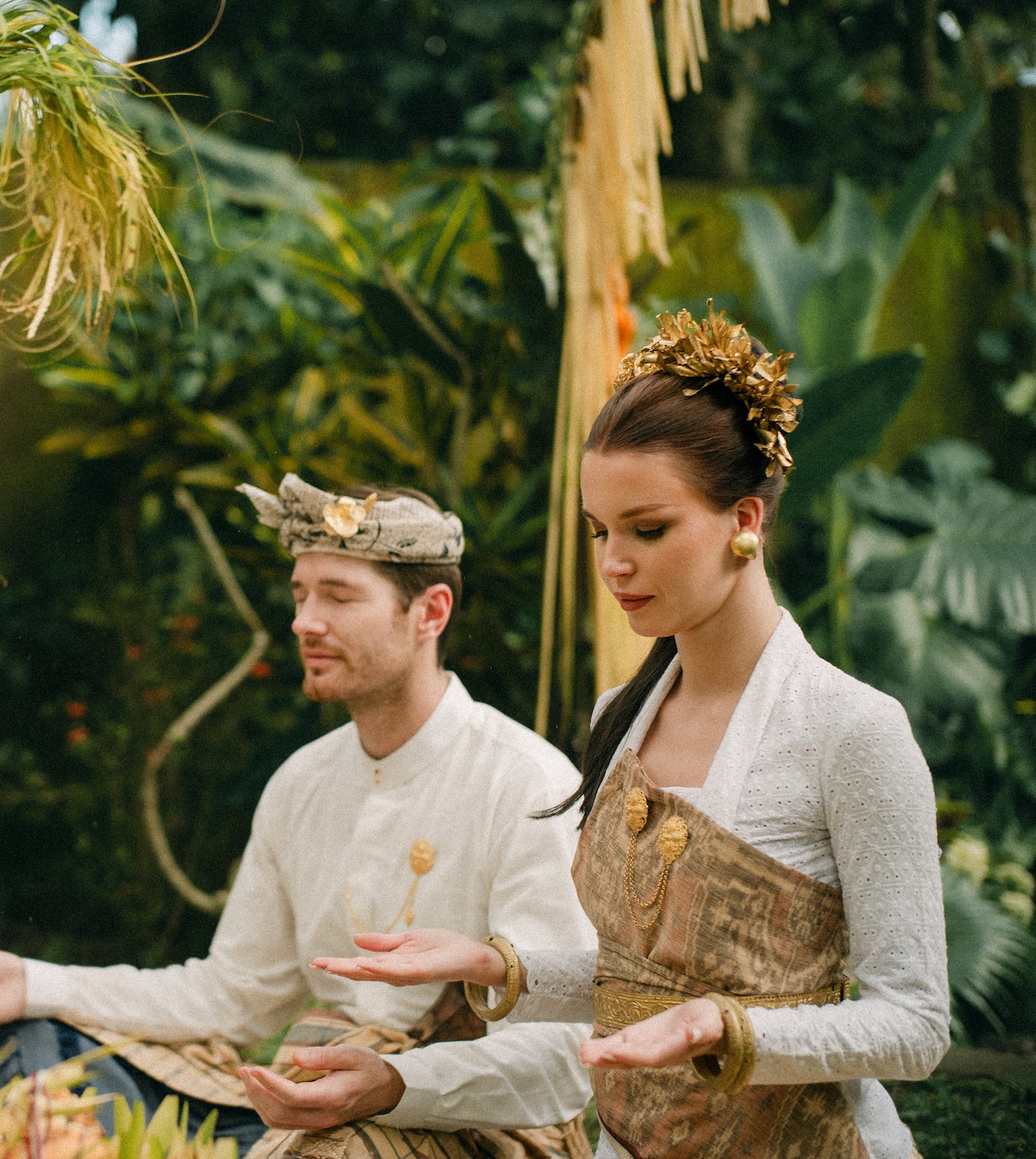 Balenese Wedding Hair and makeup_Crop.jpg